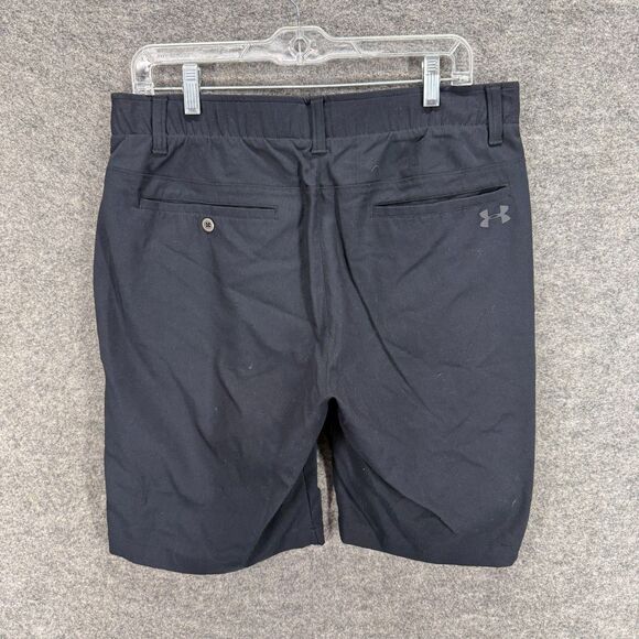 Under Armour Shorts Men 35 Black Mid Rise Chino Flat Front HeatGear Pockets - Picture 2 of 8